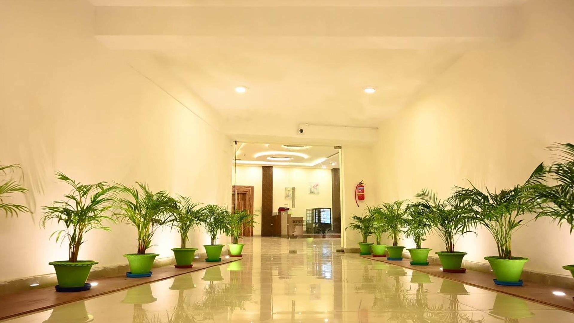 Seven Hills Hotel Puri Exterior photo